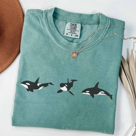 Orca Whales T-Shirt, Sealife Orca Whale T-Shirt, Vintage Whale Tee, Whale Lover Gift, Killer Whale Shirt, Ocean Whale Orca Gift